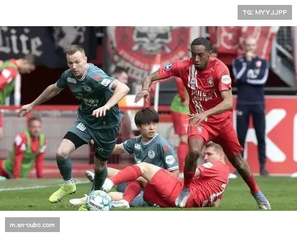 林森闪电破门制胜,帕斯费尔神勇扑救助特温特全取三分 林森闪电破门制胜,帕斯费尔神勇扑救助特温特全取三分