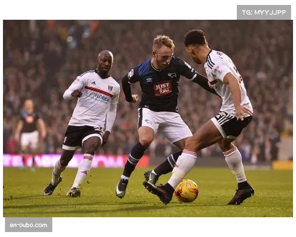 热刺阵型切换混乱问题 3-4-3与3-5-2转换致防守协同不足